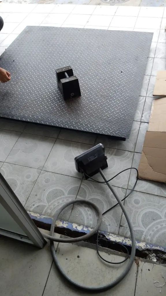 FS1-1.2X1.2-4MM.webp